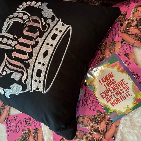 Juicy Couture - Picture 3 of 6